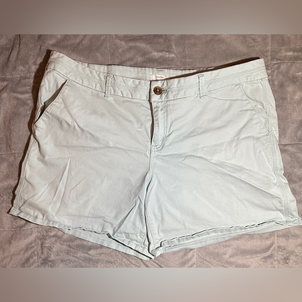 Maurices Women's Soft Blue Bermudas size 20